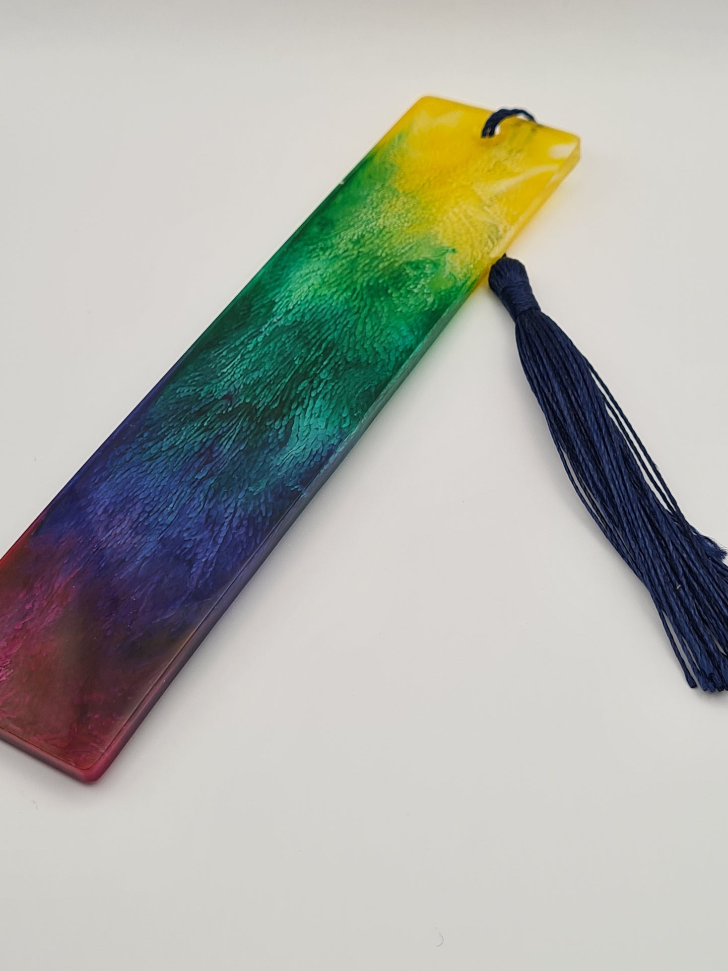 Accessoire de lecture artisanal multicolore