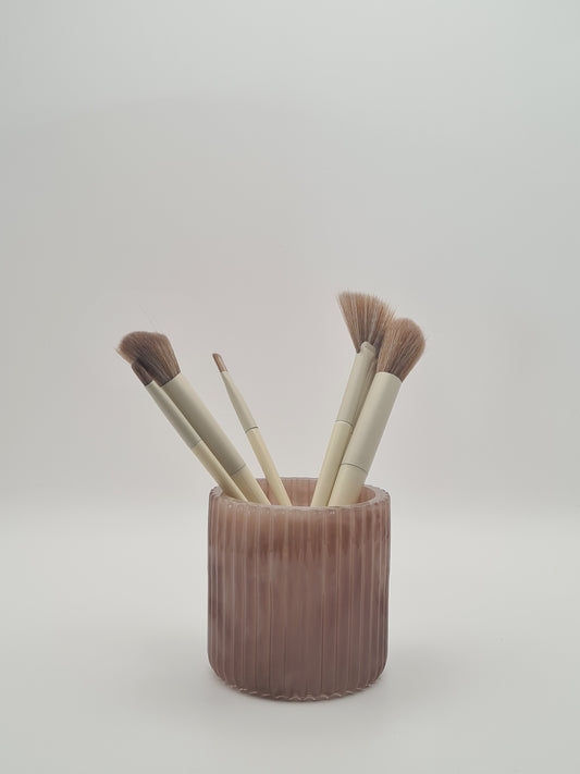 Pot cannelé marron-beige de 7 cm de haut
