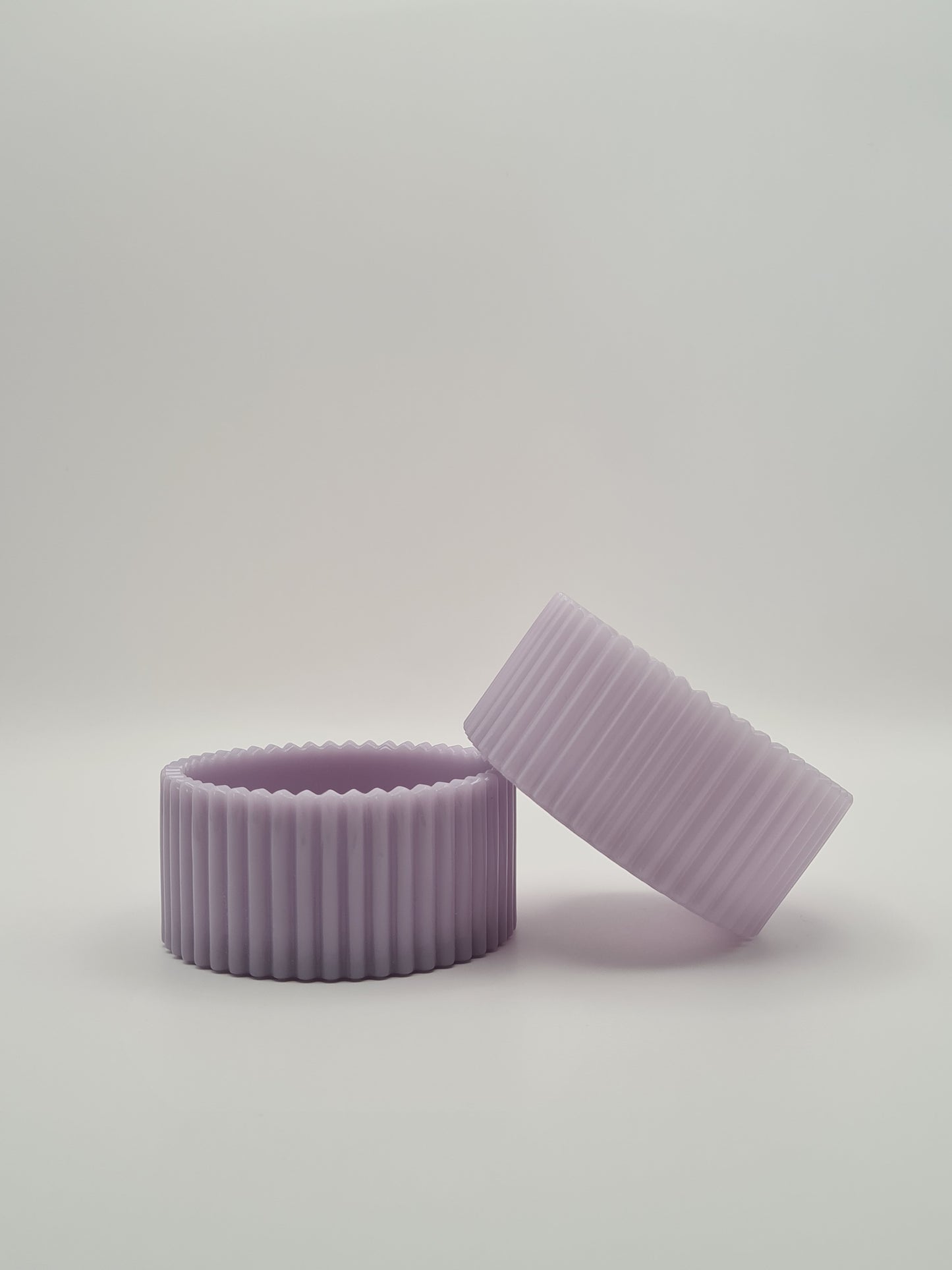 petit pot cannelé violet